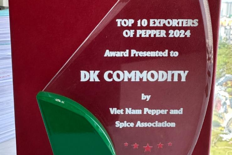 DK Commodity Honored as Top 10 Pepper Exporter at VPSA 2024 Annual Conference